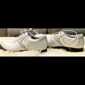 Callaway Women’s Golf Shoe Size 6 - NEW